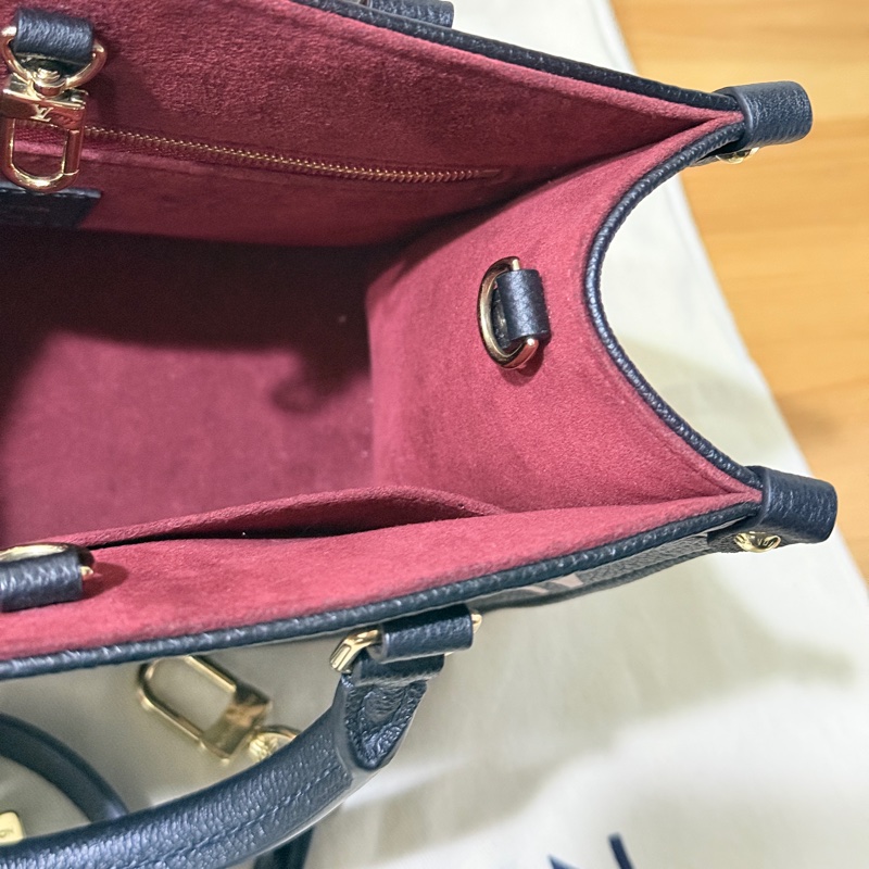 9新✨賠售超甜賣🫶🏻LV on the go🖤黑色牛皮 小號 斜背 托特-45