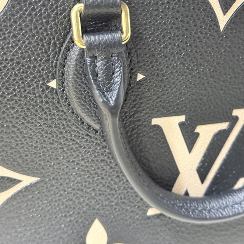 9新✨賠售超甜賣🫶🏻LV on the go🖤黑色牛皮 小號 斜背 托特-49