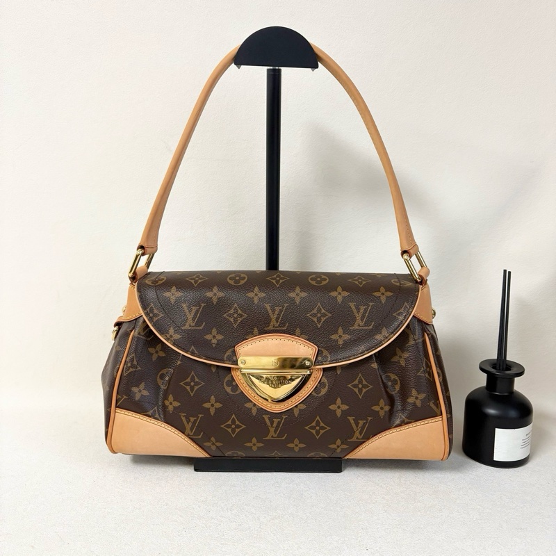 99新LV曼哈頓腋下包-0