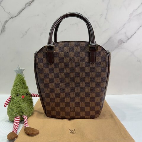 LV Sarria Seau棋盤手提包