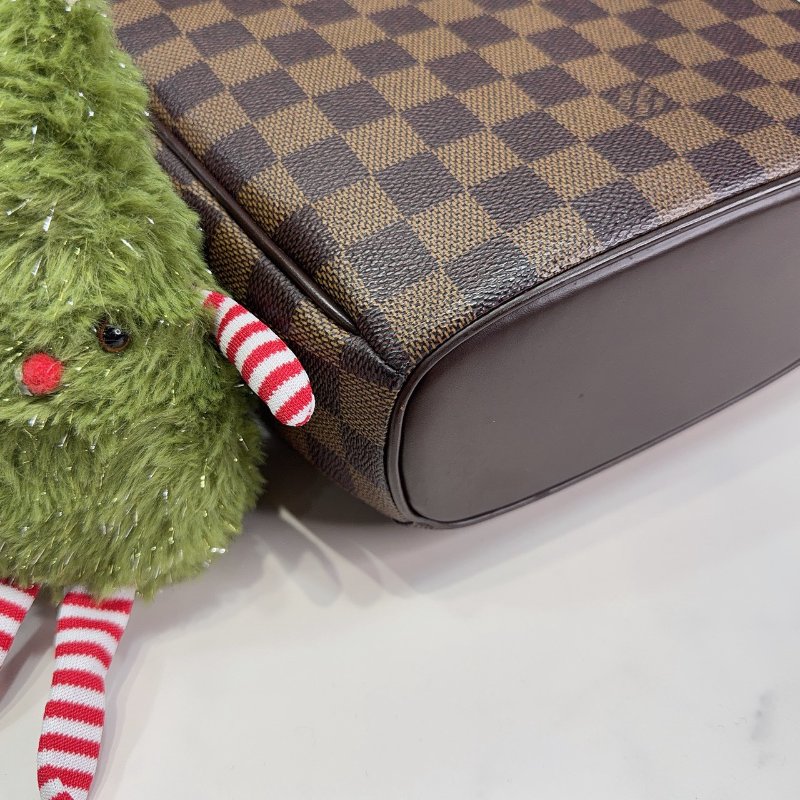 LV Sarria Seau棋盤手提包-8