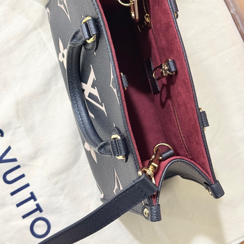 99新🎖️私物甜售🖤LV on the go黑色牛皮 小號斜背托特-11