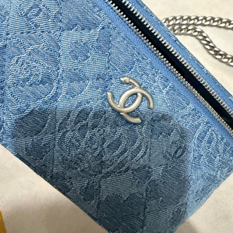 CHANEL 愛心調節釦藍色牛仔單寧長盒子-7
