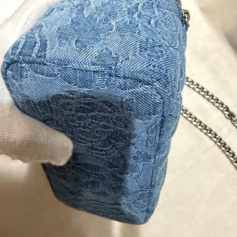 CHANEL 愛心調節釦藍色牛仔單寧長盒子-10