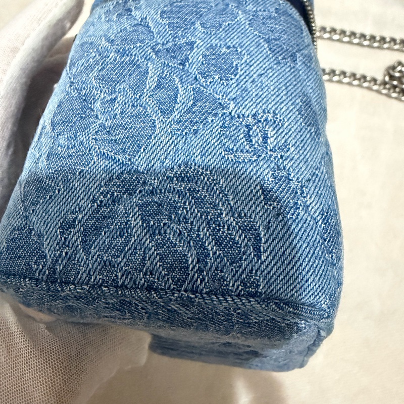 CHANEL 愛心調節釦藍色牛仔單寧長盒子-13