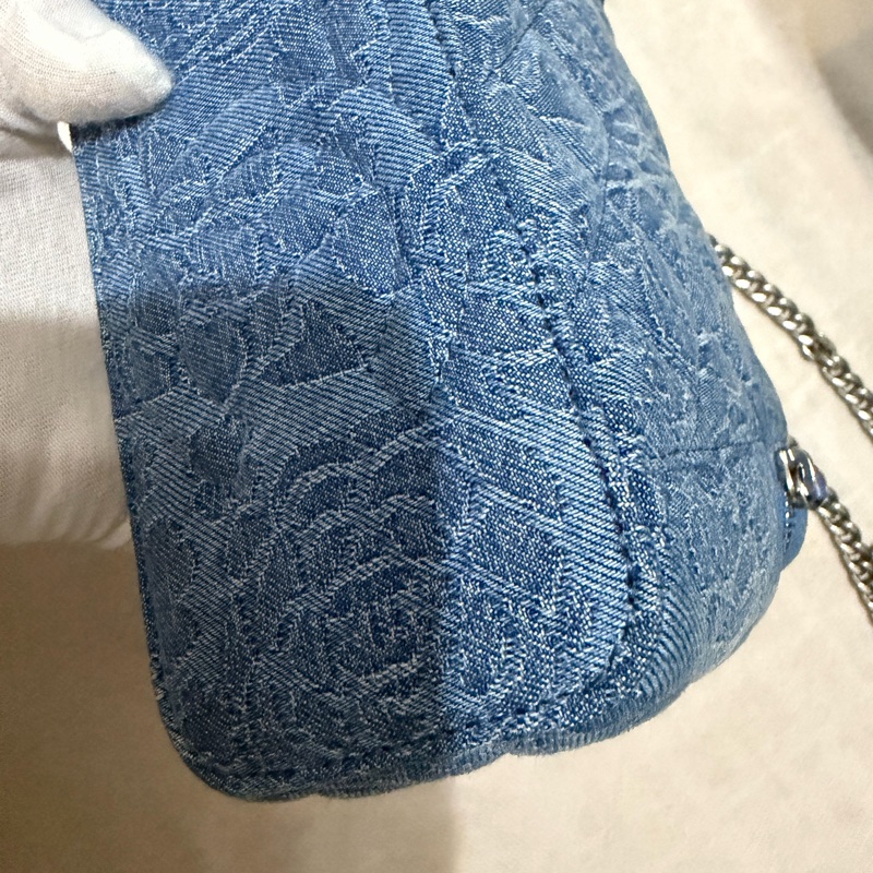 CHANEL 愛心調節釦藍色牛仔單寧長盒子-18
