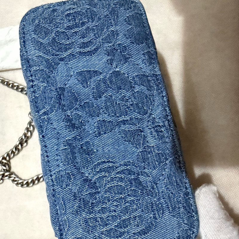 CHANEL 愛心調節釦藍色牛仔單寧長盒子-31