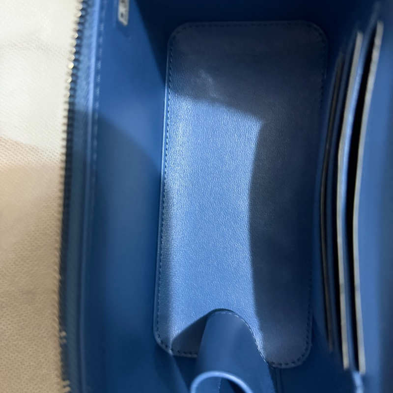 CHANEL 愛心調節釦藍色牛仔單寧長盒子-37