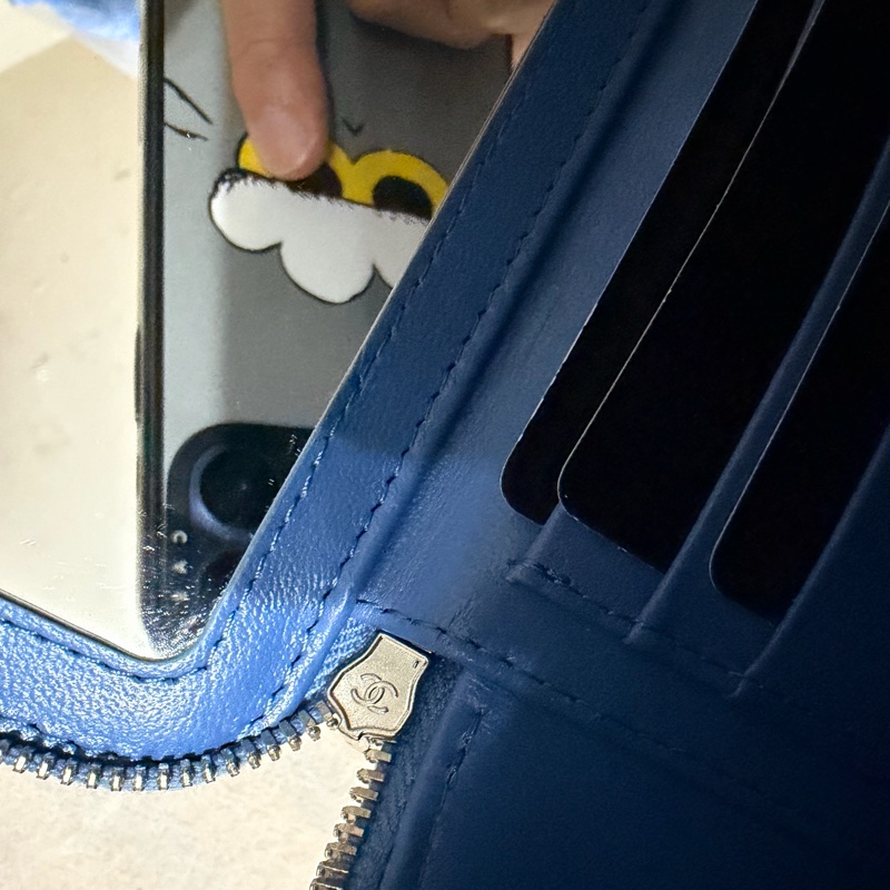 CHANEL 愛心調節釦藍色牛仔單寧長盒子-39