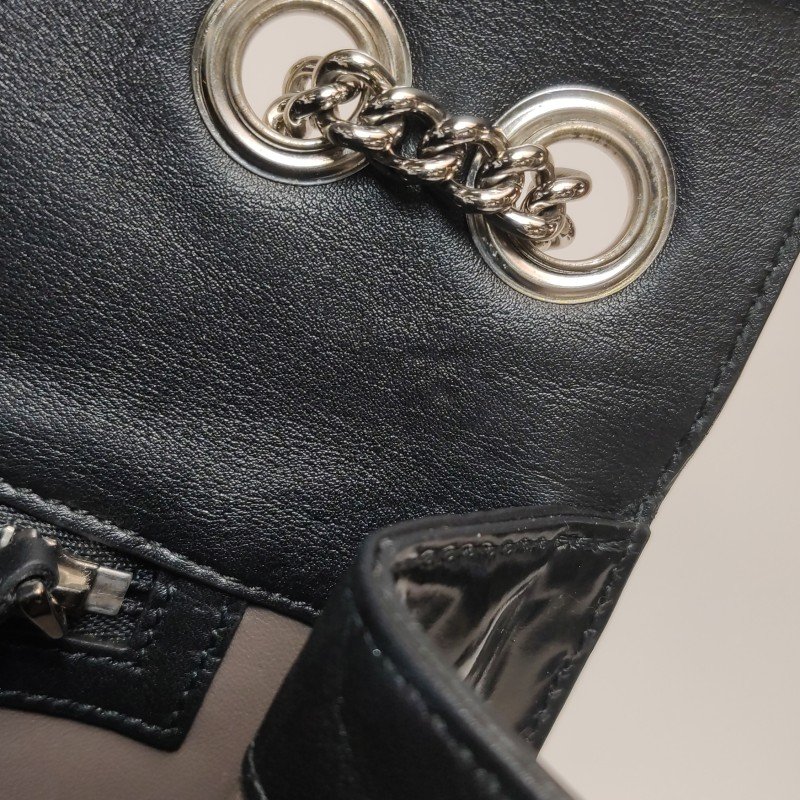 Gucci InterlockingG牛皮純色互扣式雙G單肩包-23