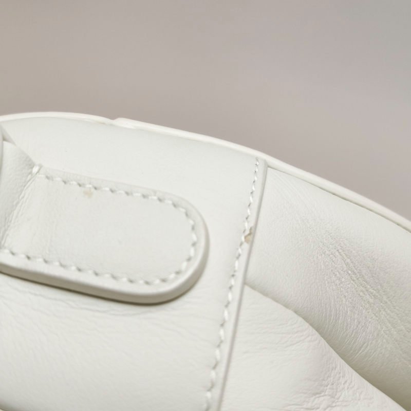 Dior Saddle馬鞍包牛皮包身吊墜同色馬鞍造型單肩包-16