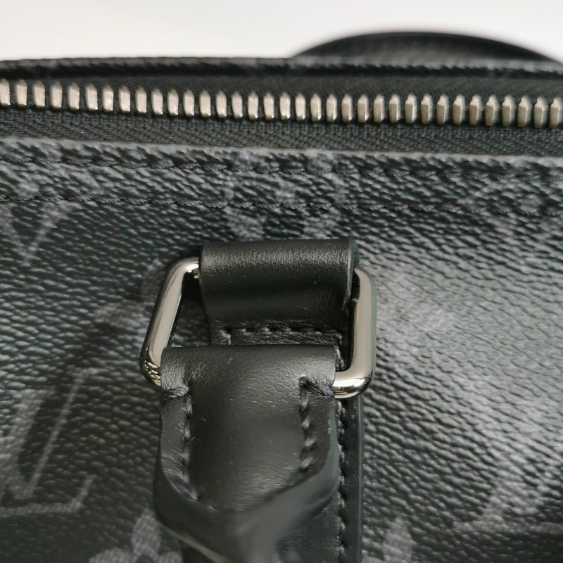 Louis Vuitton (LV)Keepall25牛皮Monogram印花加強飾帶斜背包晶片款-9