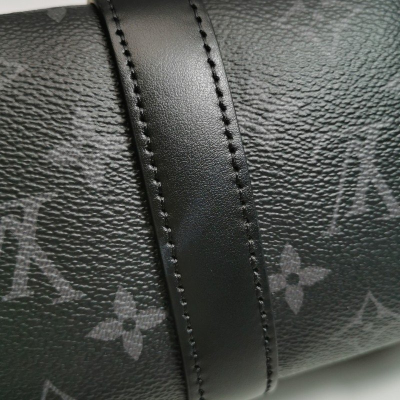Louis Vuitton (LV)Keepall25牛皮Monogram印花加強飾帶斜背包晶片款-15