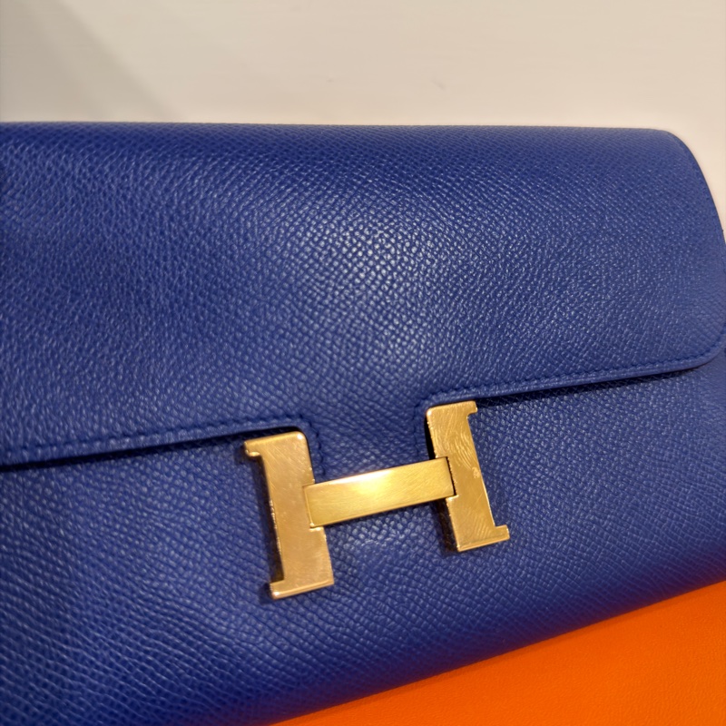 🈶購證 #全網最低驚爆價💰 #98新閒置 愛馬仕寶石藍金扣康康長夾-4