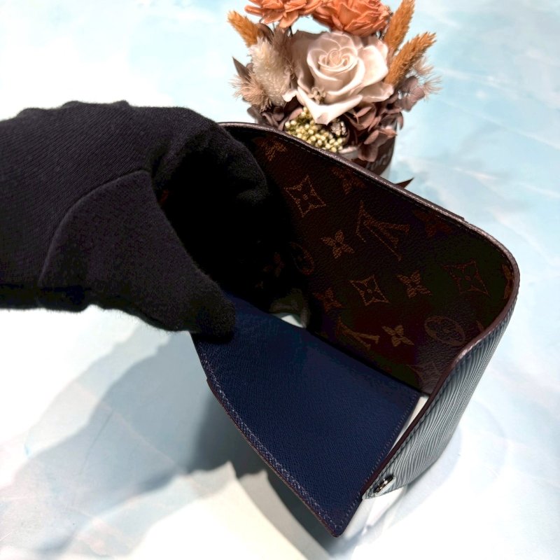 LV Marie-Lou Compact短夾-6