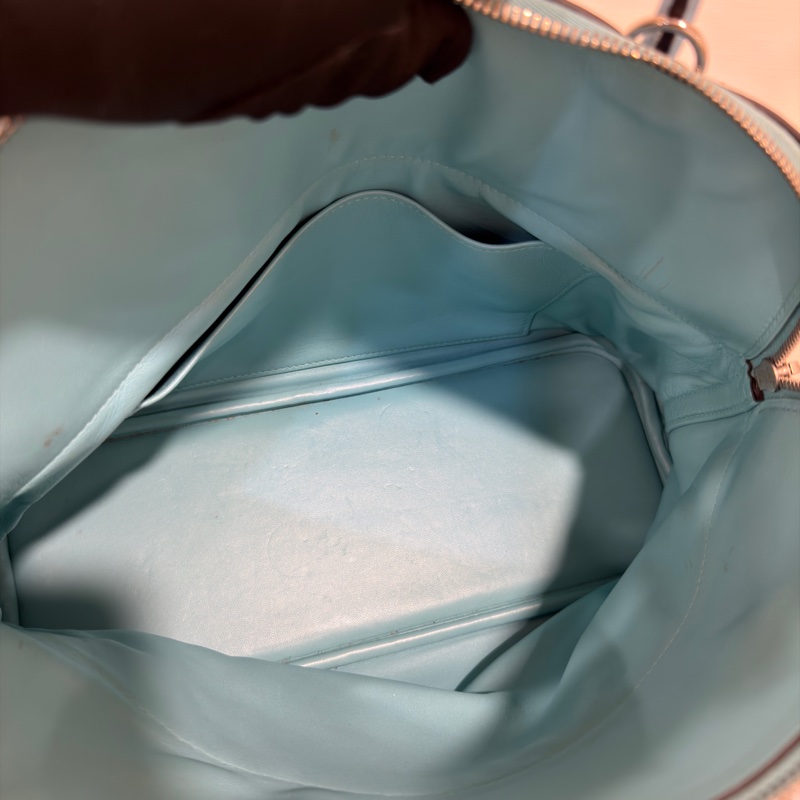 #閒置新 #超甜💰 #夏天必備淺色系 愛馬仕牛仔藍Bolide31 Tc皮🈶鑰匙鎖-17