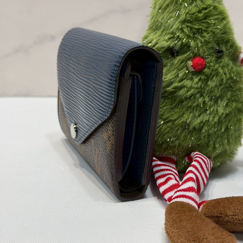 LV Marie-Lou短夾-2