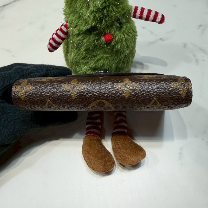 LV Marie-Lou短夾-7