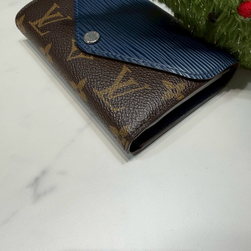 LV Marie-Lou短夾-8