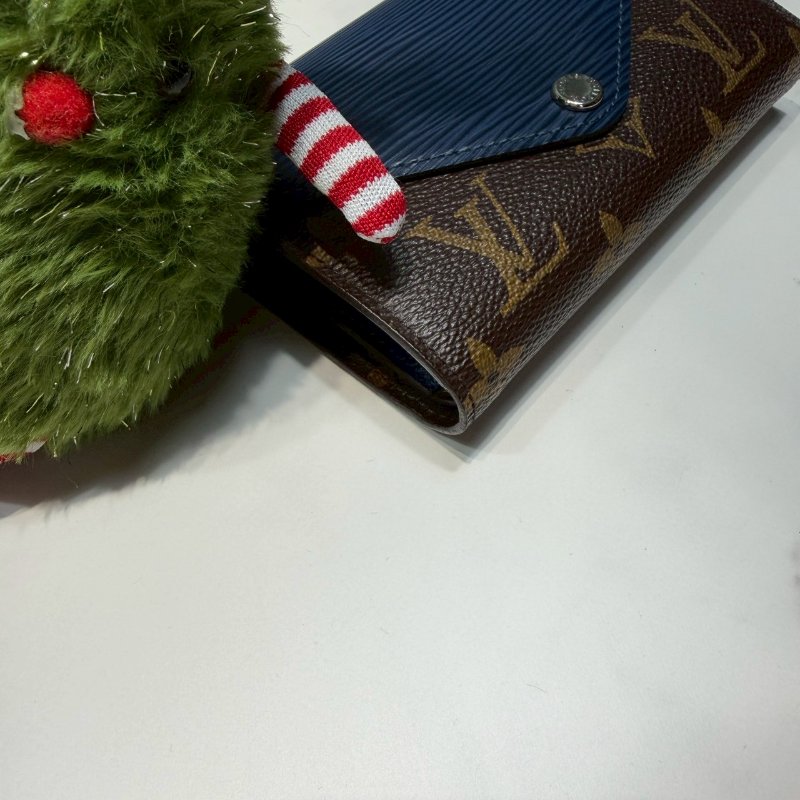 LV Marie-Lou短夾-9