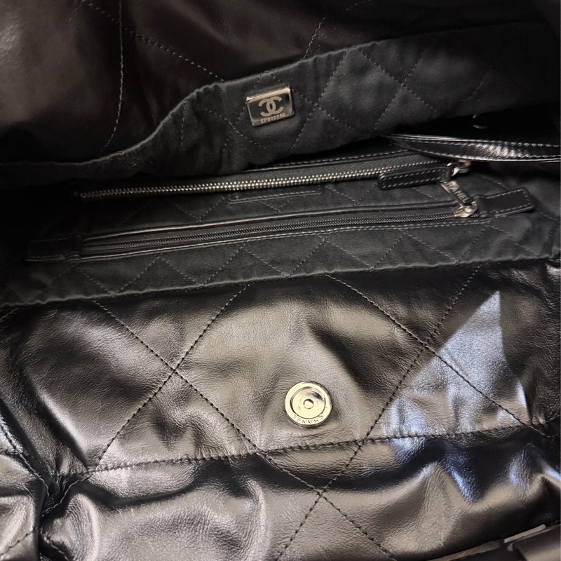 全網最低價🌟Chanel 22bag黑銀經典 小號 芯片款 垃圾袋包 香奈兒正品-11