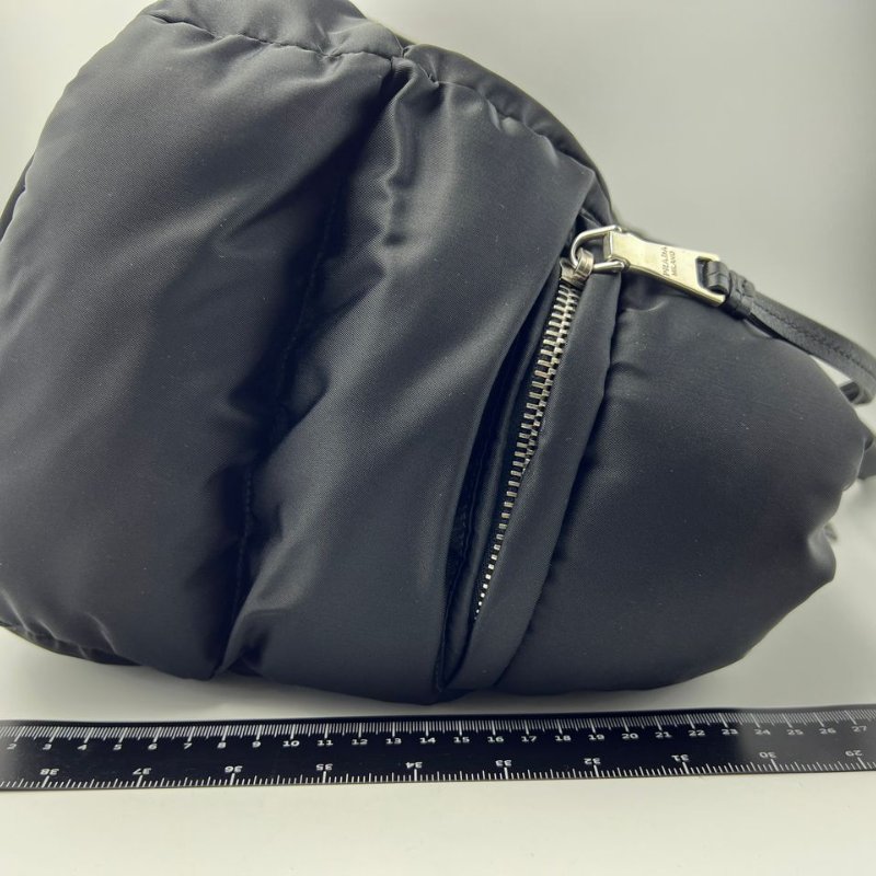 Prada 羽絨托特包-9