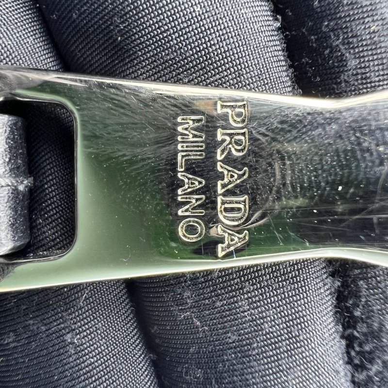 Prada 羽絨托特包-19