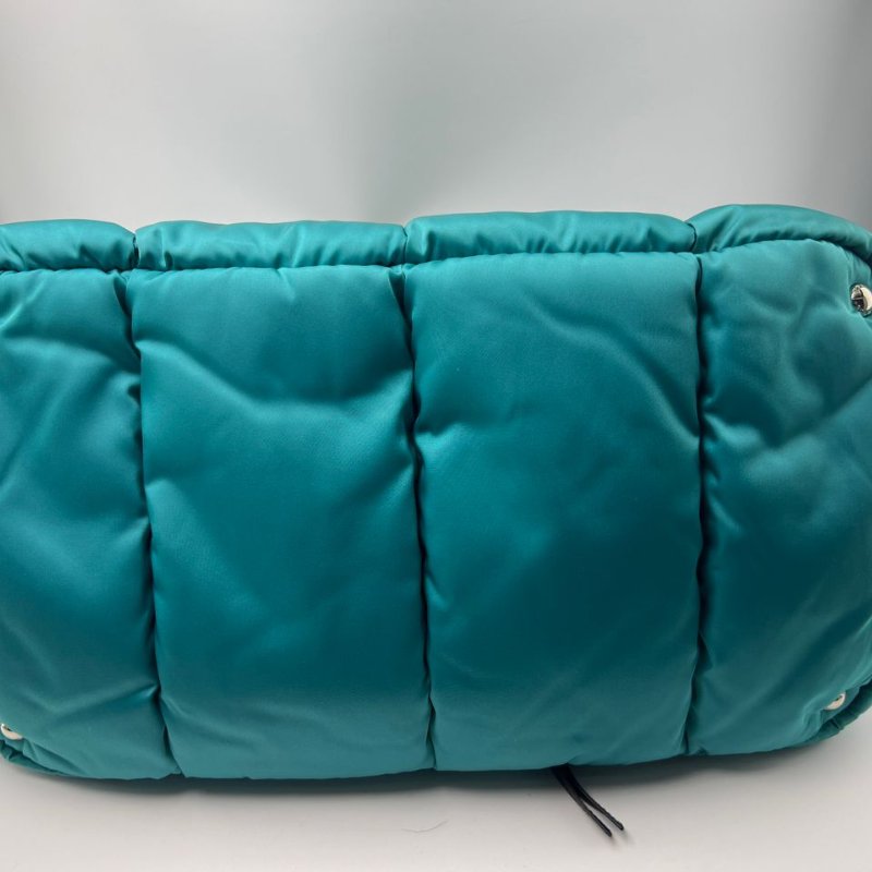 Prada 羽絨托特包-13