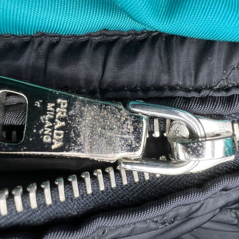 Prada 羽絨托特包-18