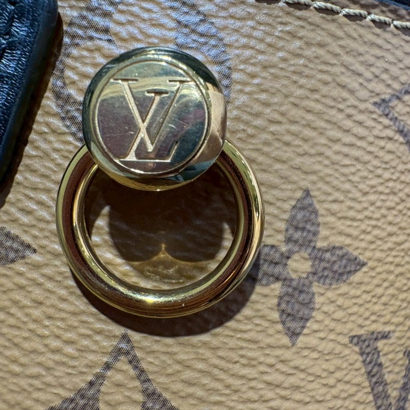 Louis Vuitton 小圓餅盒包 晶片款-24