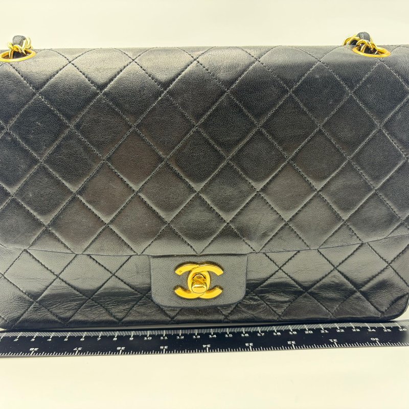 CHANEL Classic Flap 口蓋包-0