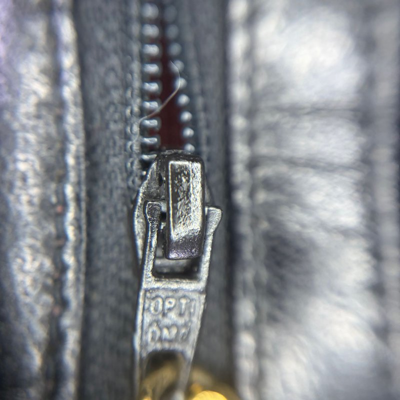 CHANEL Classic Flap 口蓋包-25