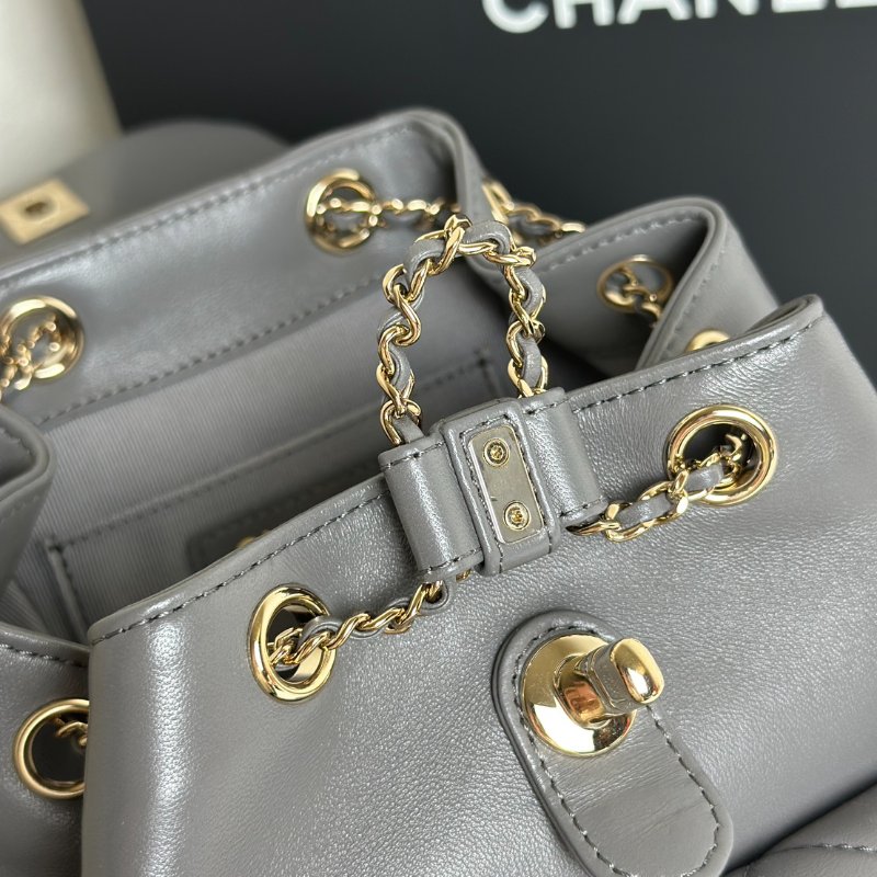 CHANEL Duma小羊皮後背包 - 小號深灰金-8