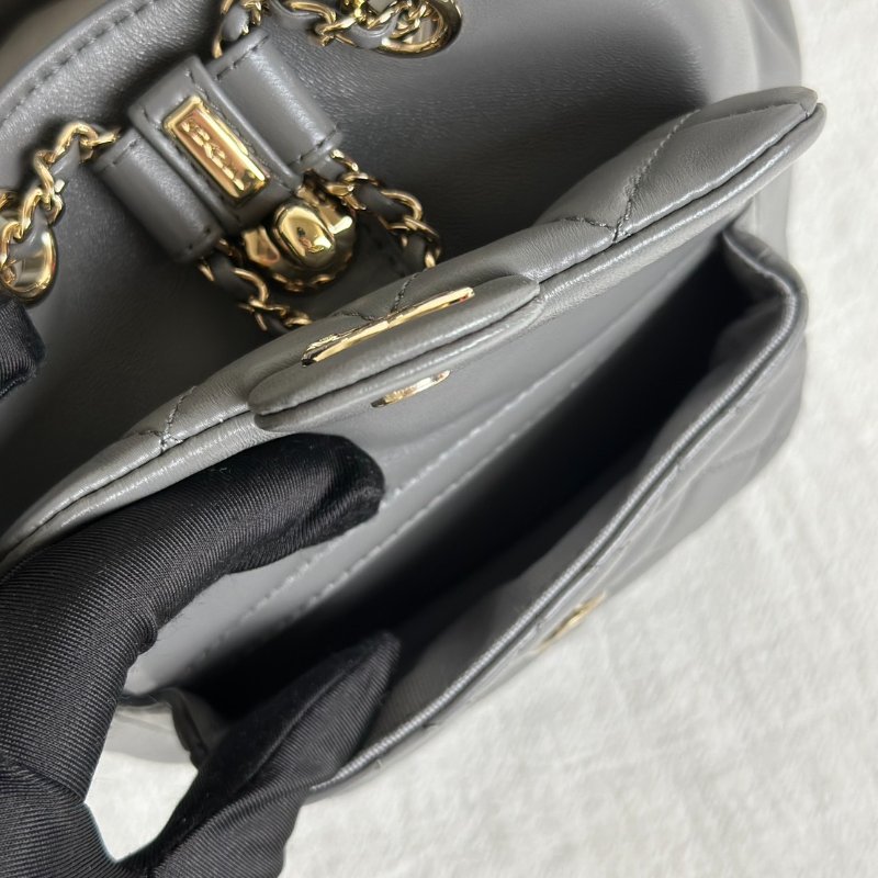 CHANEL Duma小羊皮後背包 - 小號深灰金-9