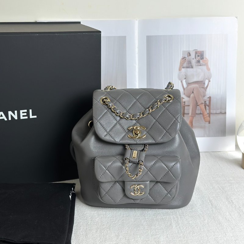 CHANEL Duma小羊皮後背包 - 小號深灰金-13