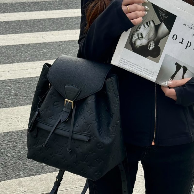 LOUIS VUITTON Montsouris壓紋牛皮後背包 - 黑-1
