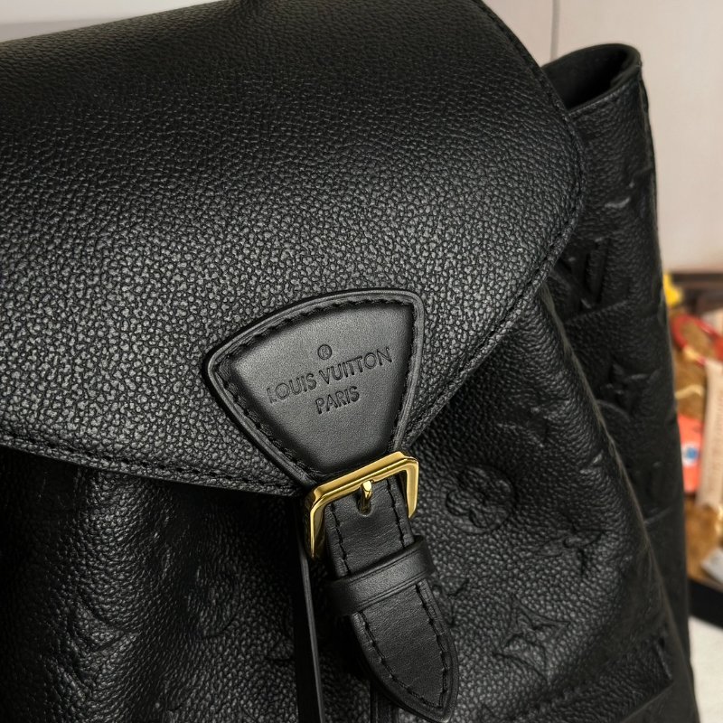 LOUIS VUITTON Montsouris壓紋牛皮後背包 - 黑-7