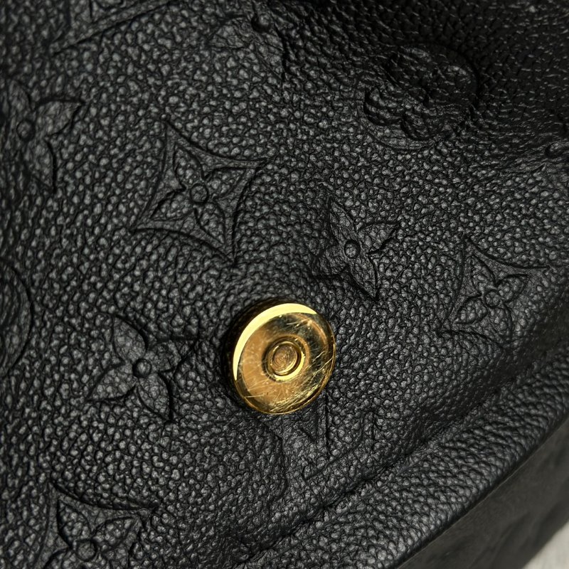 LOUIS VUITTON Montsouris壓紋牛皮後背包 - 黑-9