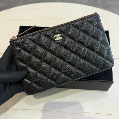 *SHIHNA名牌精品* CHANEL 黑色荔枝牛皮金釦拉鍊大零錢包