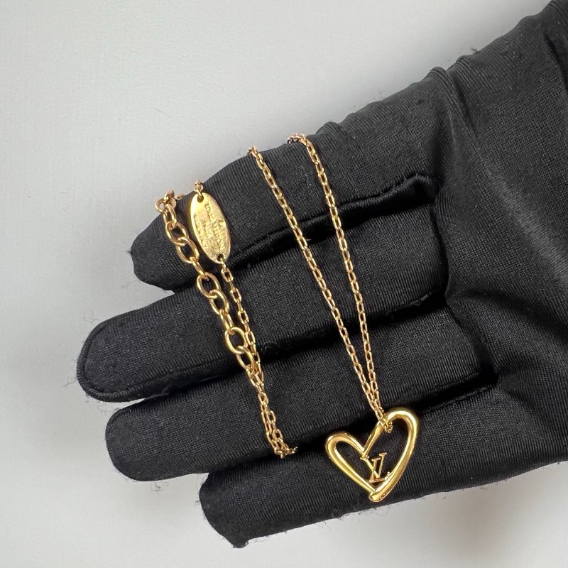 LV M00465  Fall in Love愛心項鍊-2