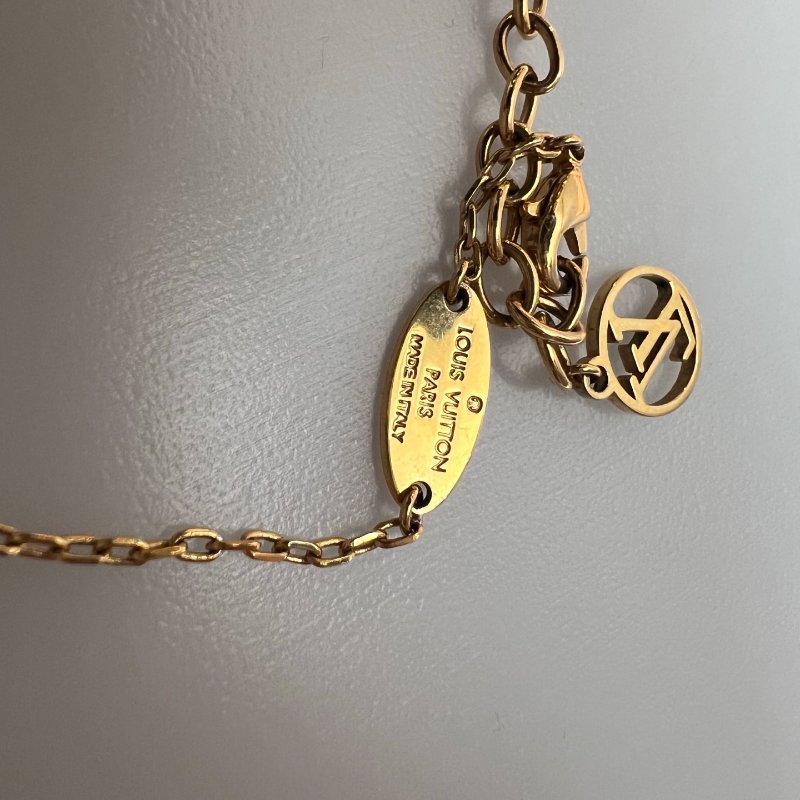 LV M00465  Fall in Love愛心項鍊-6