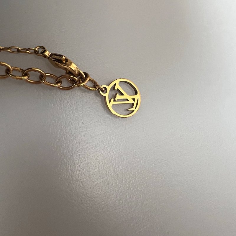 LV M00465  Fall in Love愛心項鍊-7