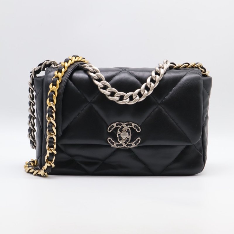 CHANEL 19 Bag 菱格紋羊皮手提肩背包 26 - 黑銀-0