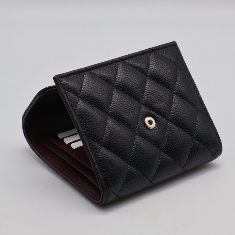 CHANEL 經典口蓋三折短夾 - 黑銀-6