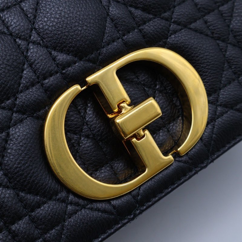 DIOR Caro藤格紋斜背包 - 中號黑金-16