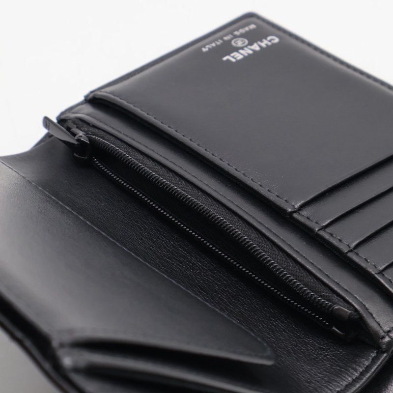CHANEL 25C雙折護照夾中型錢包 - So black-5