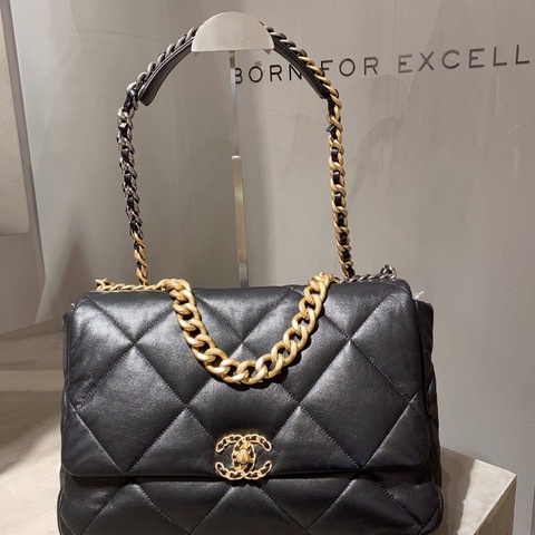Chanel 19bag maxi超大號 黑色 底長36 21年晶片款