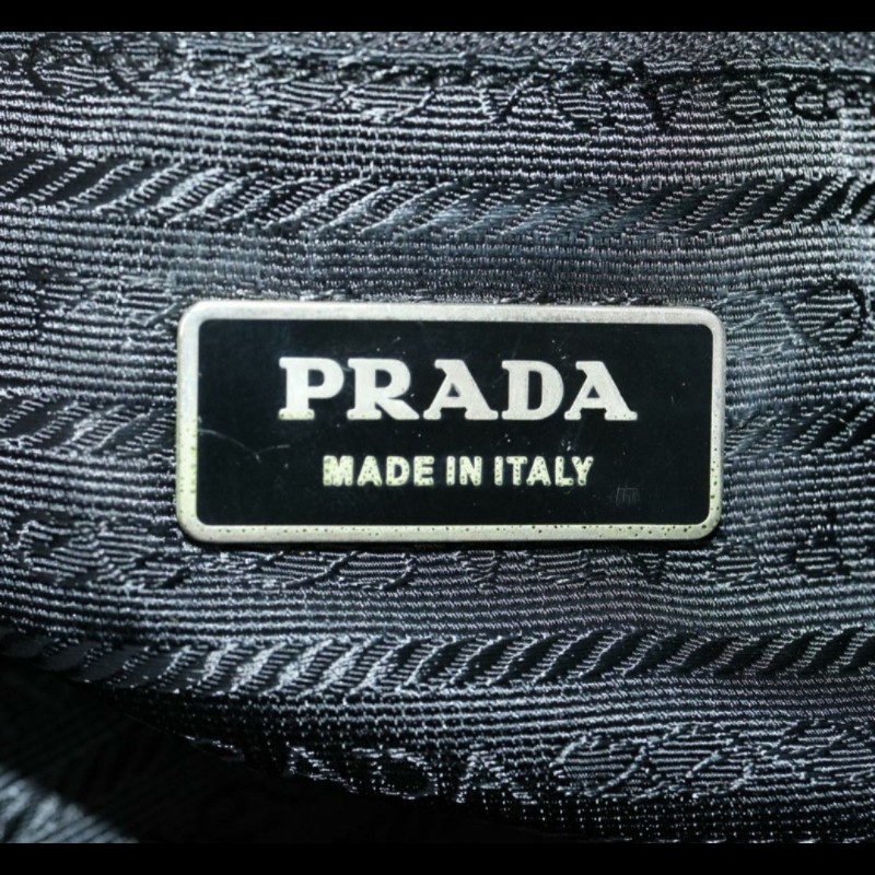 Prada 經典尼龍雙釦式郵差包-19