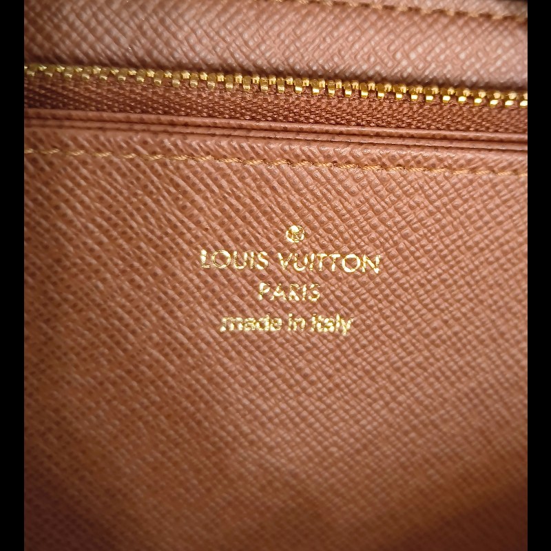 LV老花拉鏈長夾-20