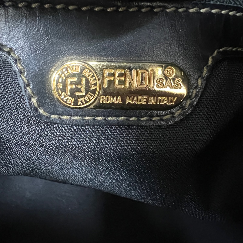 Fendi 經典 Pecan旅行包-10